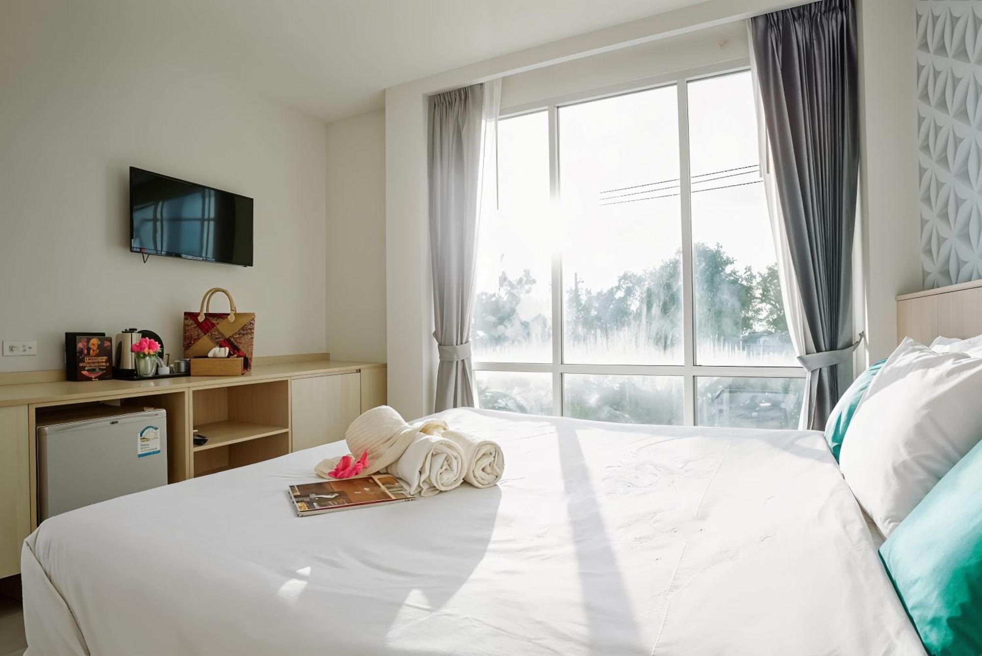 The Wings Boutique Hotels Krabi Ko Lanta Exteriör bild