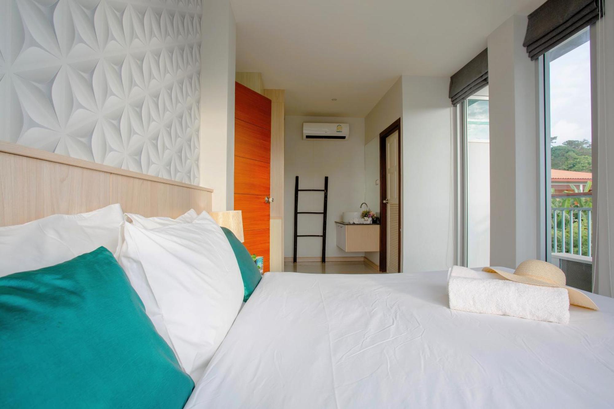 The Wings Boutique Hotels Krabi Ko Lanta Exteriör bild